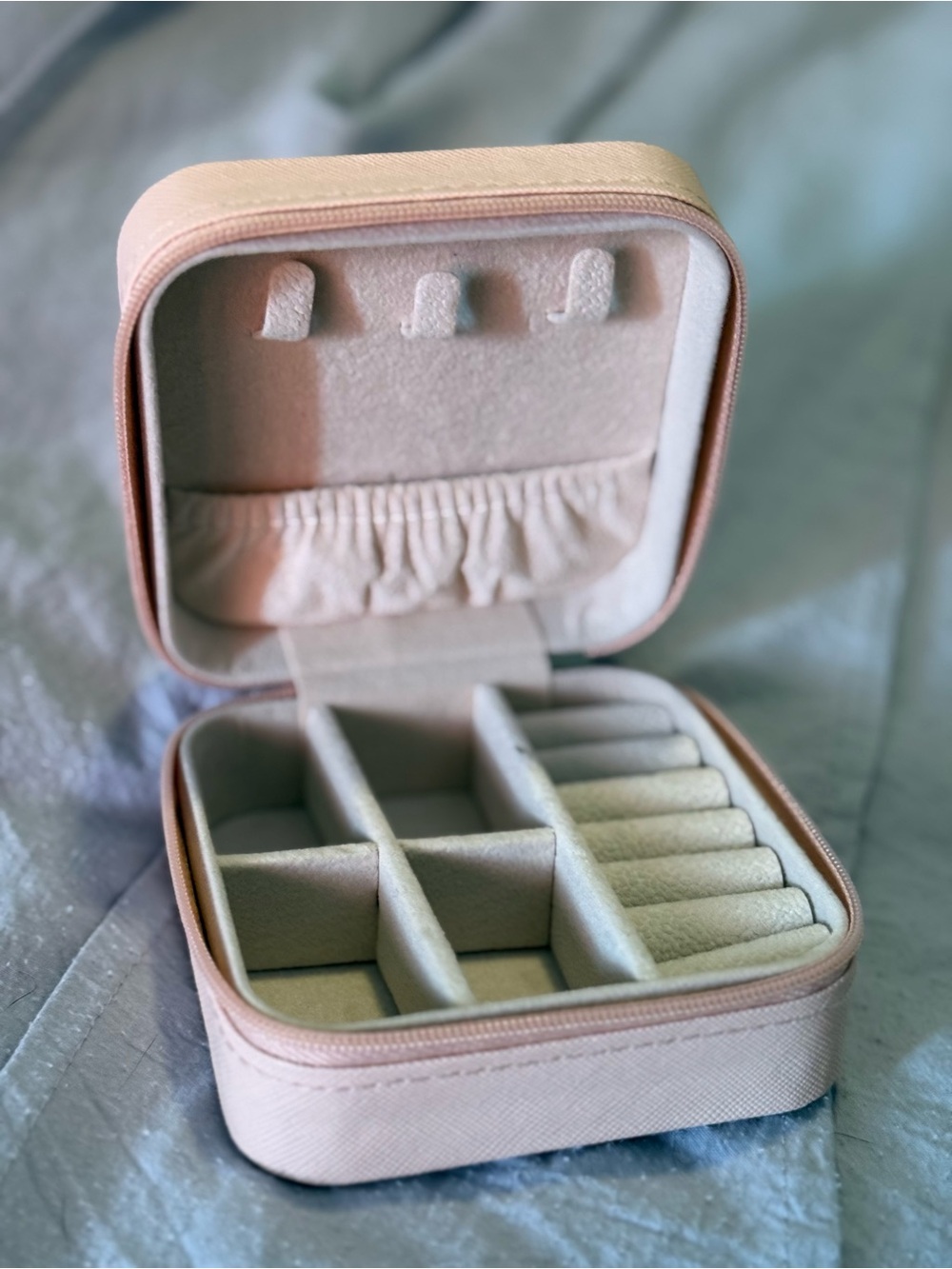 Compact Pink Travel Jewelry Organizer